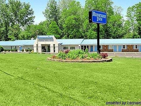 Rodeway Inn Coldwater Esterno foto