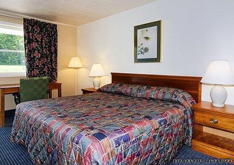 Rodeway Inn Coldwater Esterno foto